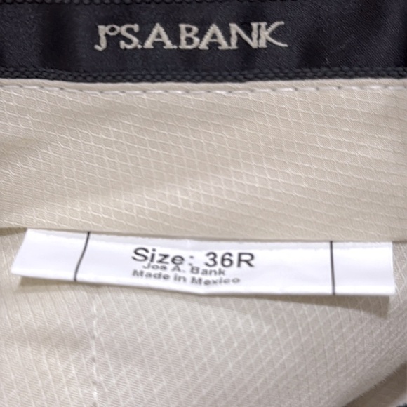 Jos A Bank Wool Traveler Performance Tailored Fit Flat Front Pants 36R like new - Picture 6 of 6